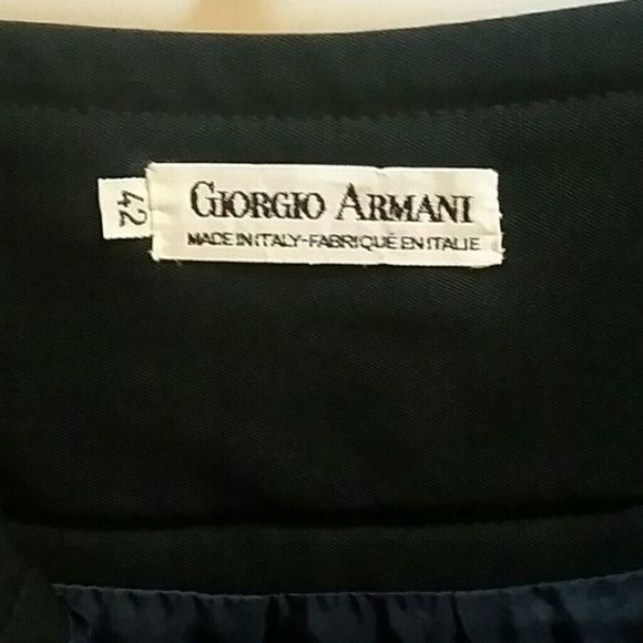 Giorgio Armani true navy pencil skirt - Picture 3 of 4